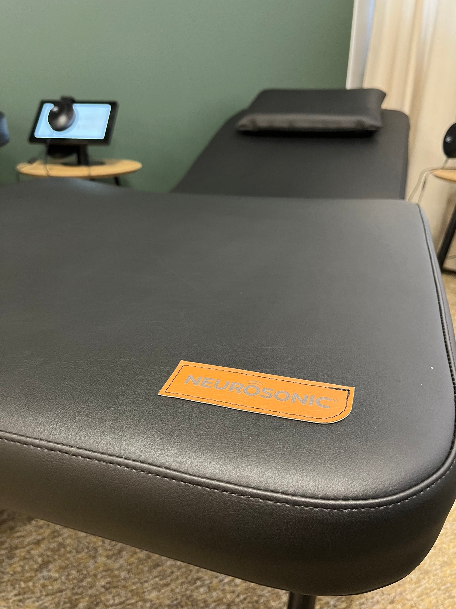 Neurosonic-divaani gen2 esittelytuote