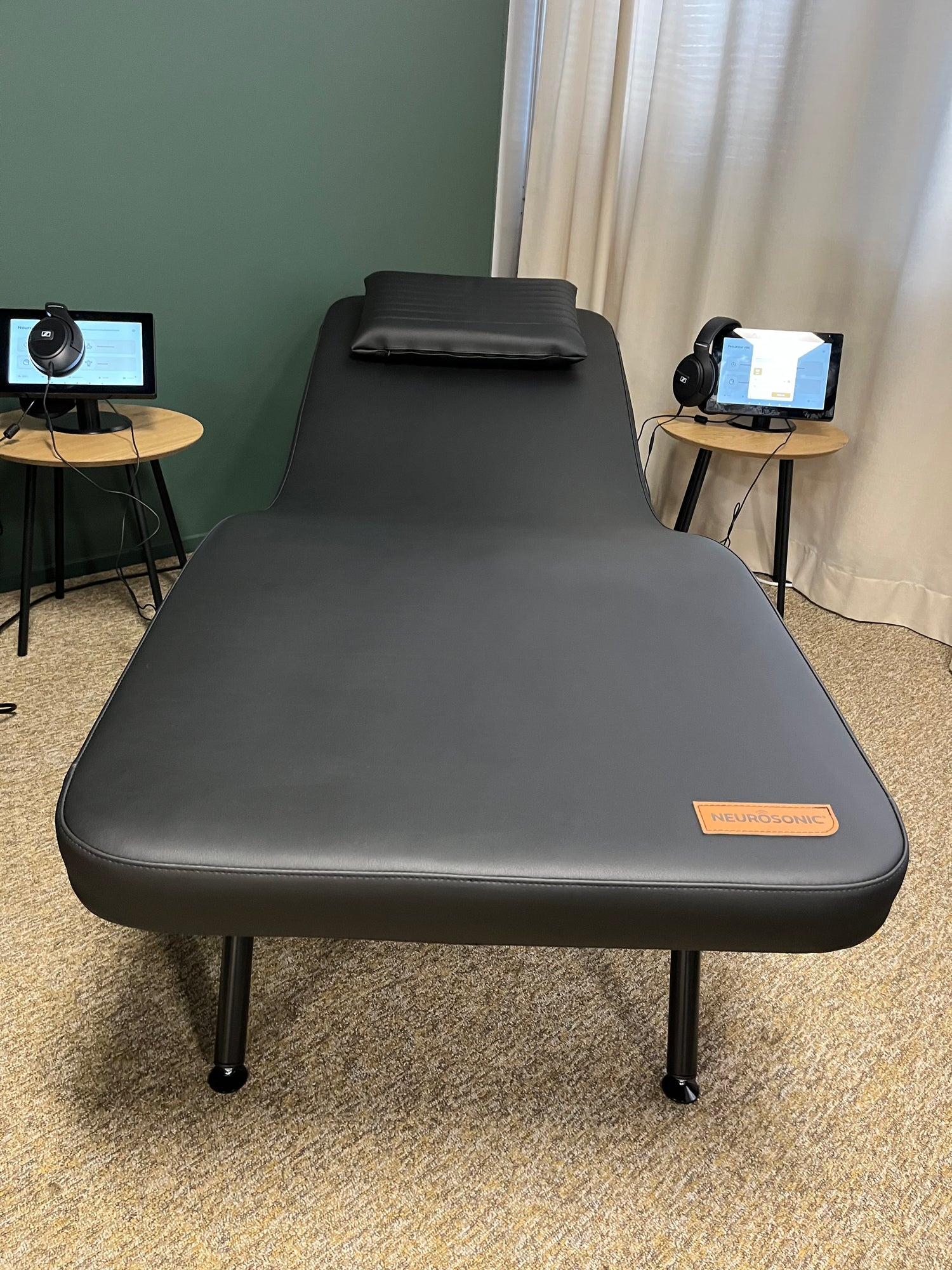 Neurosonic-divaani gen2 esittelytuote