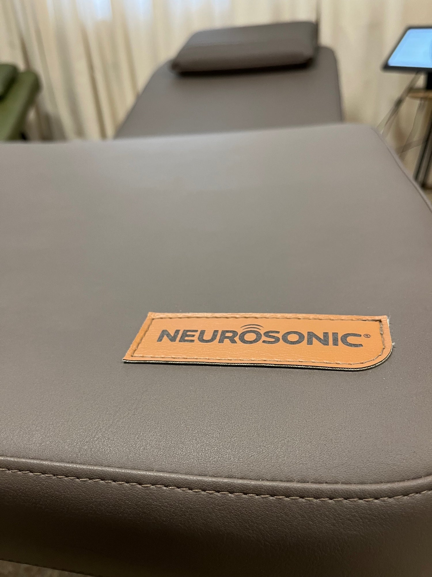 Neurosonic-divaani gen2 esittelytuote