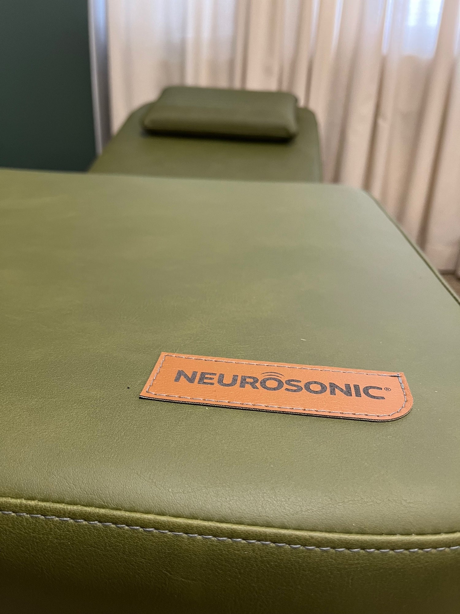 Neurosonic-divaani gen2 esittelytuote